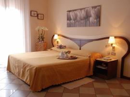 Hotel La Fenice, hotel v destinaci Formigine