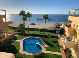 Spectacular penthouse in front of the sea, 200 m2 terrace - Arruzafa Playa
