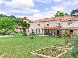 Le Clos Saint-Jean - Chambre d'hôte Rosie, bed and breakfast en Saint-Jean-de-Thurac