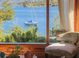 Cabañas Bahiamia, hotel en Villa Pehuenia