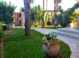 Dimora Sole del Sud، فندق في أُجينتو