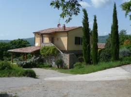 Podere Sant'Angelo, apartment in Roccalbegna