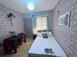DJCI Apartelle Walk to Robinson & NE Pacific Mall 3 Min to SM Cabanatuan