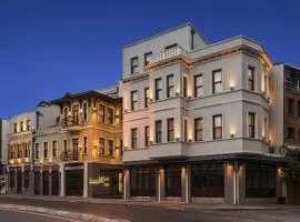 Nevv Bosphorus Hotel & Suites