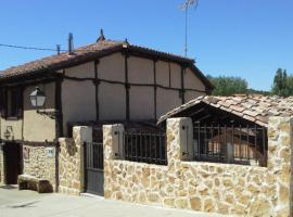 Casa Triskel, alojamiento con cocina en Valdeavellano de Ucero