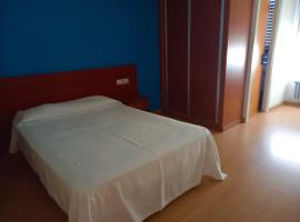 Pension San Roque – hotel w mieście Lugo