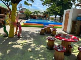 Scott's Seaview Resort, hotel v destinaci Idanao