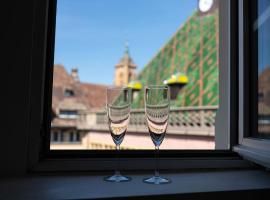 SECRET MAMA with Aircon 150 meters from parking Rapp, hotel a Colmar