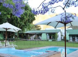 Rainbow Glen Self Catering Chalets, vacation home in Montagu