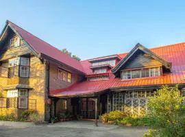 Northwood Cottage by VEO - 3BR Heritage Villa