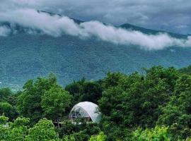 Glempings Elsesi Racha Glamping pilsētā Ambrolauri