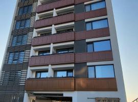 KuuB Apartments, hotel blizu znamenitosti Tom Shopping Center Constanta, Konstanca