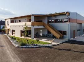 Gober & Freinbichler Weine von Hand, hotel v destinaci Horitschon