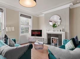 Stunning Georgian Apartment In Yorkshire - Parking, leilighet i Wakefield