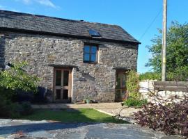 The Barn - Trelash, North Cornwall, hotel with parking in Warbstow