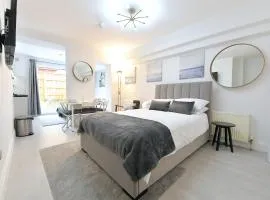 Stylish Studios by Luxestays Shepherds Bush