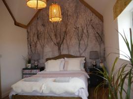 Cheltenham accommodation -self-catering-2 bedrooms