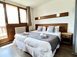 Hôtel Le Piolet, хотел в Льо Маноар