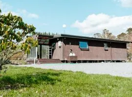 Unwind in Paradise Valley Trout at your door