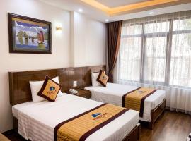 TÙNG LÂM HOTEL โรงแรมในฮาลอง