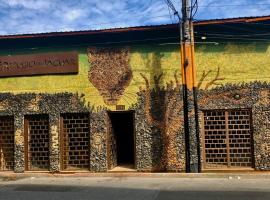Refugio del Jaguar, hotel in Medellín