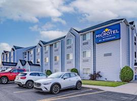 Viesnīca Microtel Inn & Suites by Wyndham Plattsburgh pilsētā Platsburga