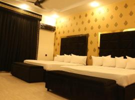 HOTEL DE SMART Multan, hotel en Multán