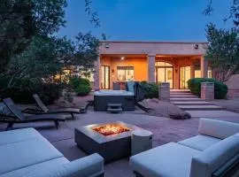 Amazing Luxury Home with Hot Tub & Views