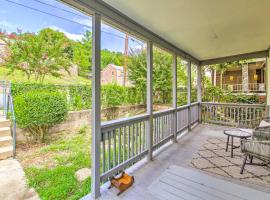 Historic Home Near Bathhouse Row in Hot Springs!, hotel in Hot Springs