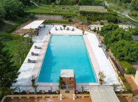 FIRENZE Villa a 5 Stelle - Villa Gaudia Luxury & Relax in Chianti、フィレンツェの駐車場付きホテル