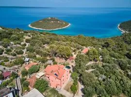 Apartments with a parking space Cunski, Losinj - 7867