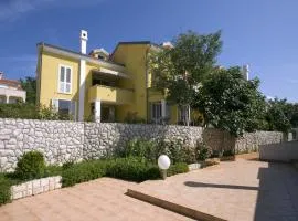 Apartments by the sea Cizici, Krk - 15496