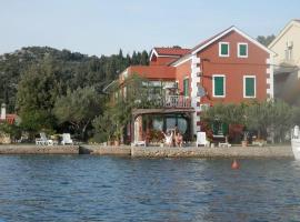 Apartments by the sea Blace, Neretva Delta - Usce Neretve - 16068, apartment in Blace