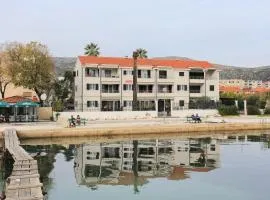 Apartments by the sea Trogir - 16211