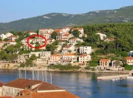 Apartments by the sea Jelsa, Hvar - 15348