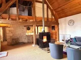 Gîte Atypique 2 à 8 PERSONNES avec piscine jacuzzi proche châteaux de la Loire