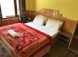 Paradise Holiday Resort, room in Tosh