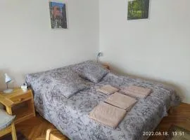 3 hippos apartman