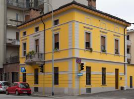 A casa di Anna, elegant flat in Cremona, viešbutis mieste Kremona, netoliese – Stradivari Museum
