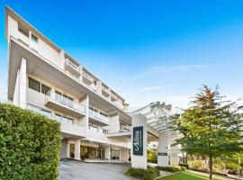 Adina Serviced Apartments Canberra Dickson, hotel en Canberra