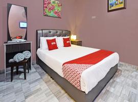 OYO Home 90348 Inspire Rooms, hotel a Pantai Cenang
