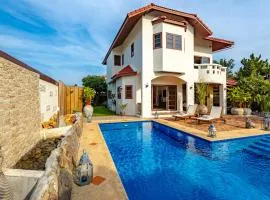 Tropical 6 Bedroom Villa Sanctuary