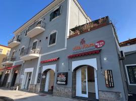 Villa Flora, apartament cu servicii hoteliere din Pompei