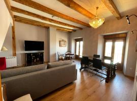 Apartamentos- Hospedería los Templarios, hotel en Sepúlveda