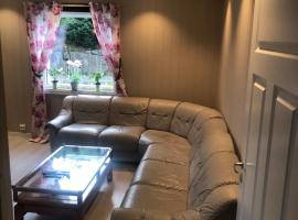 Den gule huset, khách sạn ở Lyngdal