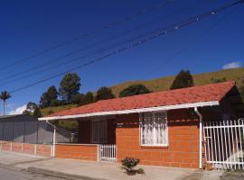 Lauku māja Casa Campestre la Guacamaya pilsētā San Félix