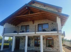 VILLA BEL CANTO, habitación en casa particular en Cristian