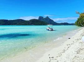 ONLY YOU MOTU: Bora Bora şehrinde bir kiralık sahil evi