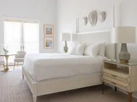 5 stars hotel in Pensacola