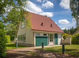 Vakantiepark Hellendoorn, holiday home in Hellendoorn